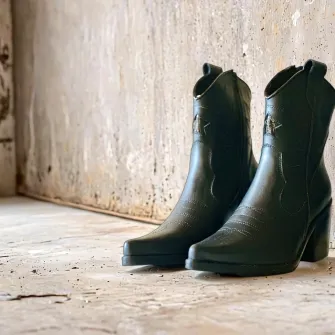Botin Lusitano Total Black